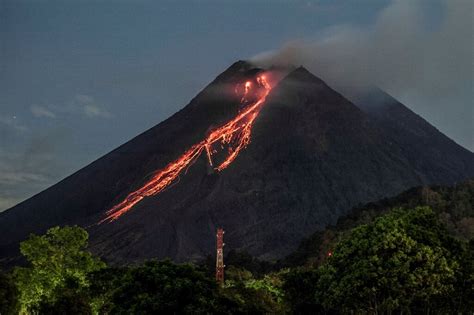 Indonesia volcano erupts, spews red-hot lava