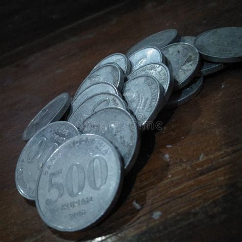 500 rupees coins stock image. Image of rupees, money - 229411055