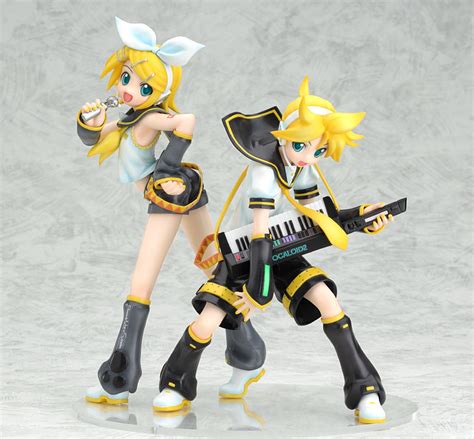 Rin and len figures - Vocaloids Photo (37010196) - Fanpop