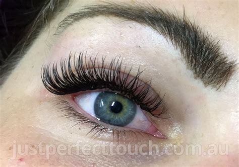 How to Remove Eyelash Extensions | Just Perfect Touch - Eyelash extensions