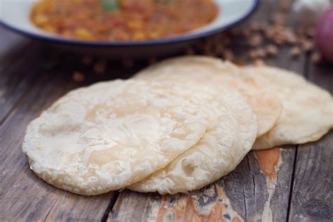 Chola Poori - Cooking with Alia