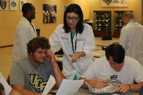 Two Faculty Members Honored for Teaching Excellence - College of Medicine