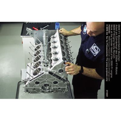 BMW F1 Engine facility Munich: Work at the cylinder head of the 2000 F1 ...