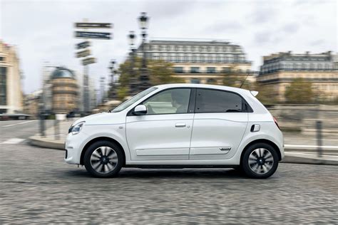 2021 Renault Twingo Electric Detailed, Offers Longer Range Than ...