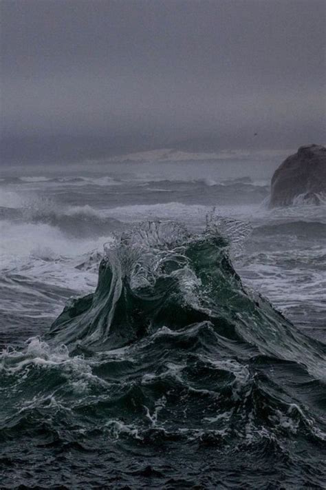 view storm ocean waves | Ocean storm, Storm photography, Sea storm