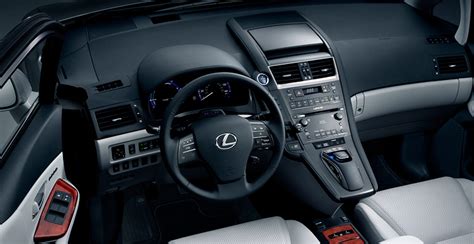 lexus-hs-250h-interior-dash-high : Automotive Addicts