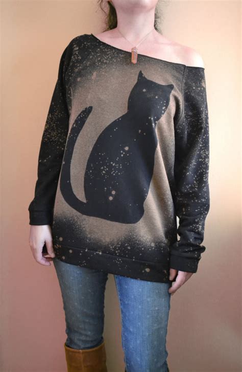 Get Cozy With These Cat-Inspired Fall Fashions