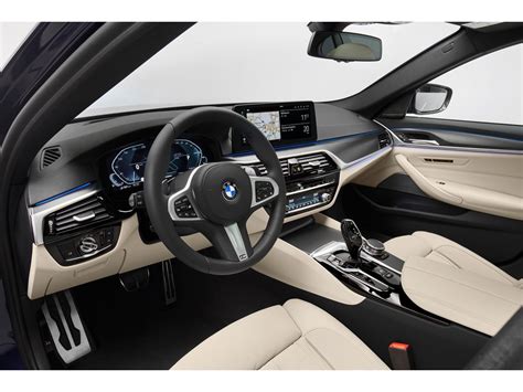 2023 BMW 5-Series: 190 Interior Photos | U.S. News