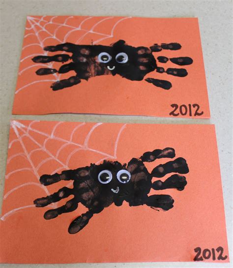 Hand Print Spider Halloween Craft | ipinnedit