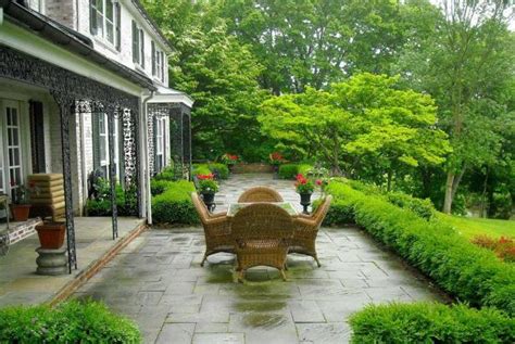 Patio Landscaping Ideas | HGTV