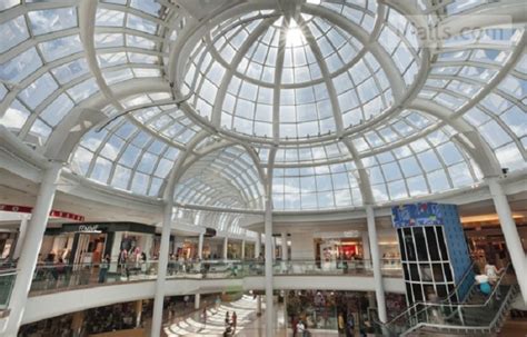 Square One Shopping Centre - Super regional mall in Mississauga, Canada ...