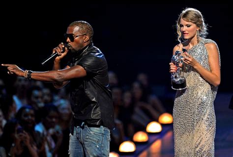 Taylor Lautner still isn't over Ye and TSwift's VMAs moment - Los ...