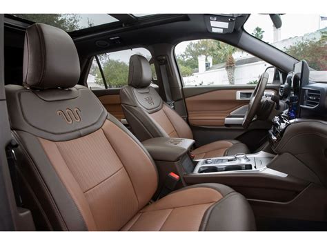 2023 Ford Explorer: 30 Interior Photos | U.S. News