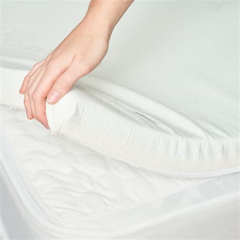 54% off on 5cm Memory Foam Mattress Topper | OneDayOnly