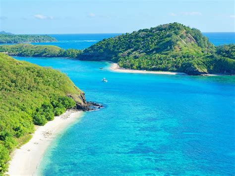 Which island in Fiji is the best? | escape