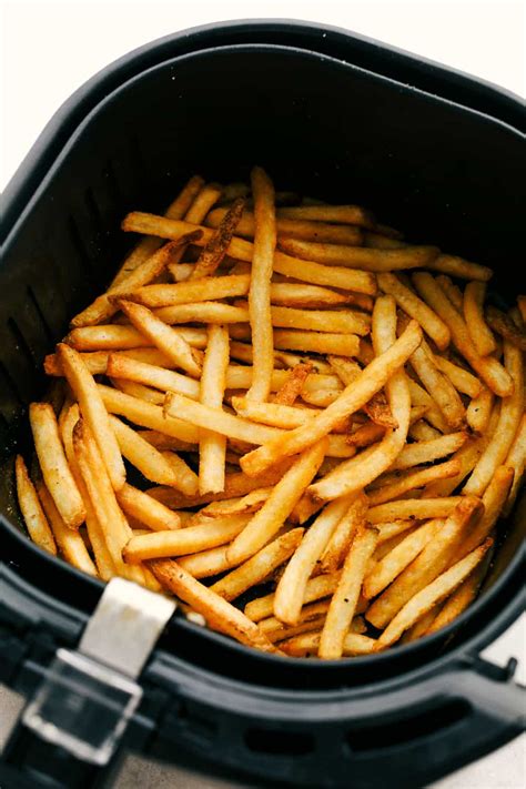 Crispy Air Fryer Frozen French Fries | recipecritic