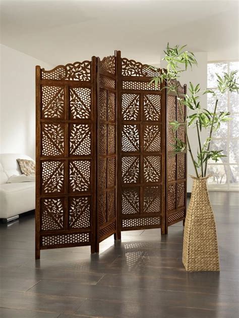 Stylish wood screens - room dividers and impressive house decoration