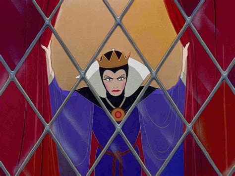 How to Dress as Queen Grimhilde from Snow White - Cautionary Women