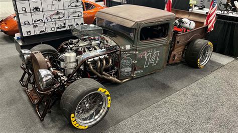 1,000-HP All-Wheel Drive NASCAR-Themed 1932 Ford