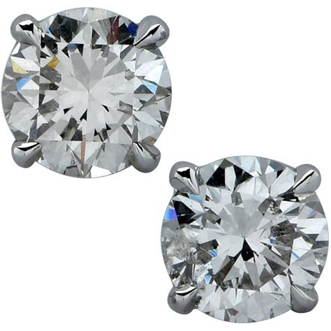 1 Carat Diamond Solitaire Stud Earrings For Sale at 1stdibs