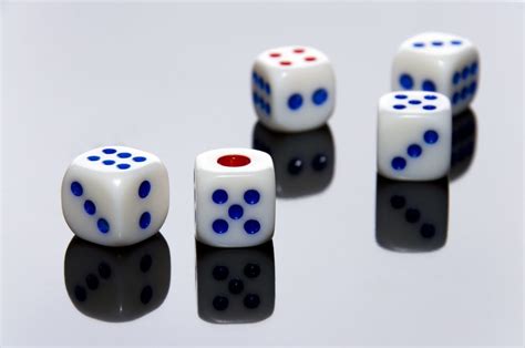 How to Play Yahtzee | Rules, Instructions, and Strategies