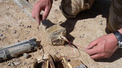 Bomb squad - tackling Afghanistan IED threat - Channel 4 News