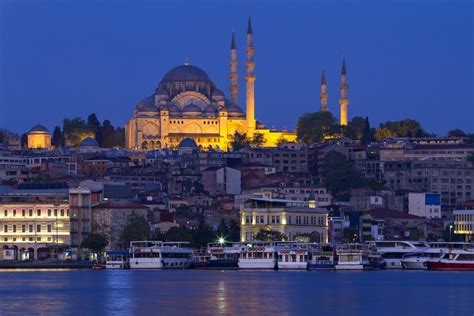 Las mezquitas imprescindibles que ver en Estambul - IATI Seguros