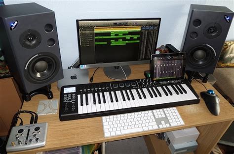 Mac Setup: The Mac Mini Workstation of a Music Composer