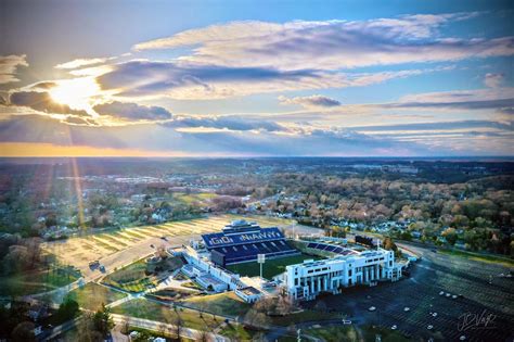 Annapolis, Maryland, Navy Stadium. | Winter photo, Annapolis, Paris skyline