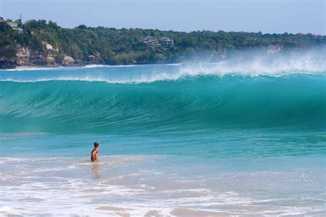 surf spots in bali Surf spots in bali - Enchanting Bali