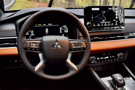 Mitsubishi Outlander 2024 Interior - Berta Celinka