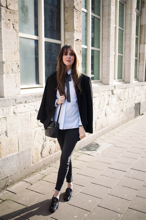 Outfit: Beatnik inspired professional in perfect boyfriend blazer - THE ...