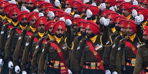 American Sikhs File Lawsuit Demanding That Turbans Be Allowed In Army