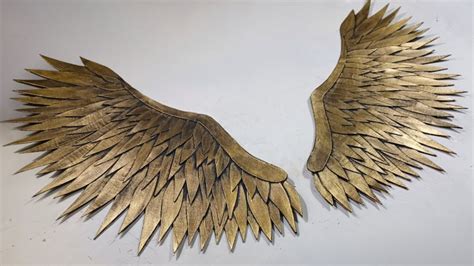 D.I.Y Dimensional Angel Wings Wall Art Made From Recycled Boxes - DIY ...