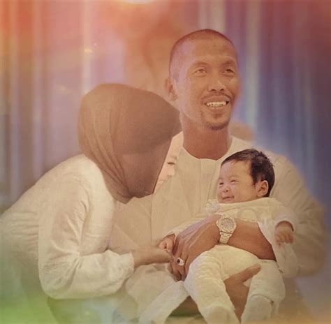 Netizens Tear Up Over Edited Picture Of Siti Sarah With Her Baby Boy