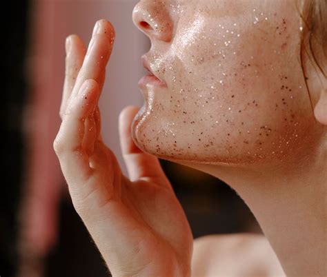 Hard Truth: "Face Mites" Are a Thing—Here's How to Get Rid of Them