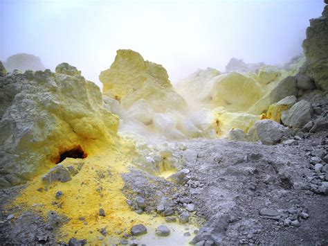 Sulfur volcano's in Garut - Indonesia | Fantasy landscape, Landscape ...