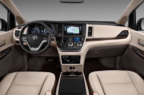 2023 Toyota Sienna Interior Pictures