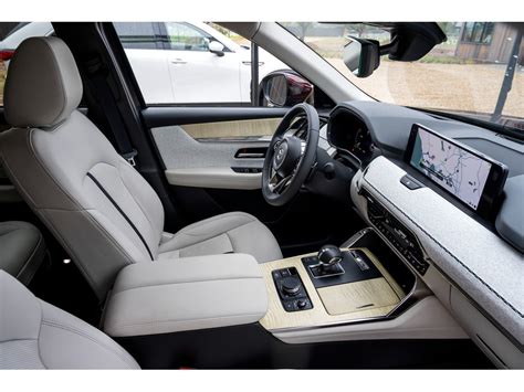 2025 Mazda CX-90: 65 Interior Photos | U.S. News