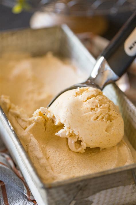 Homemade Pumpkin Pie Ice Cream - Lovely Little Kitchen