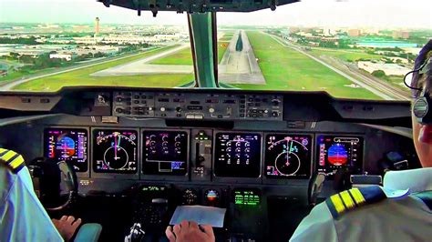 MD-11 COCKPIT VIEW - Landing MIAMI | Martinair Cargo - YouTube