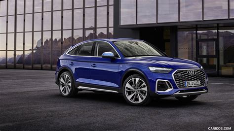 Audi Q5 Sportback | 2021MY (Color: Ultra Blue) | Front Three-Quarter