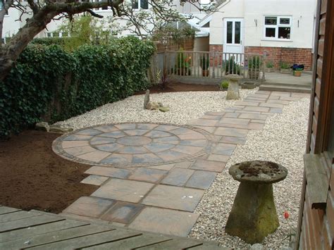 Garden design ideas paving | Hawk Haven