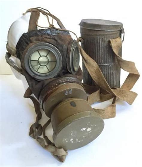 WW1 Patten Belgium Gas Mask.