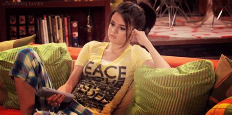 wizards of waverly place selena gomez gif | WiffleGif