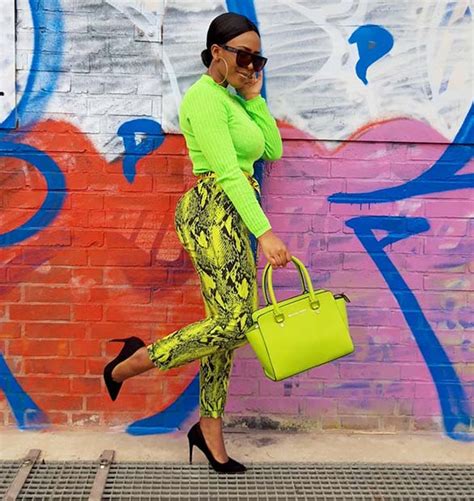 21 Best Neon Outfit Ideas for Summer 2019 – StayGlam