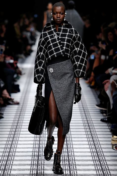 Balenciaga Fall/Winter 2015 - Fashion Gone Rogue