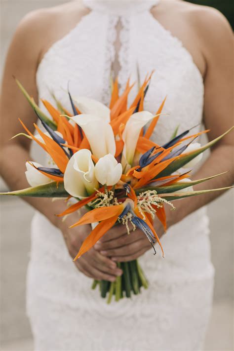 10 autumn bouquets you should have at your fall wedding