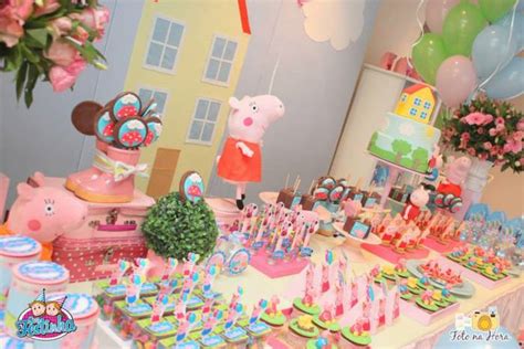 Kara's Party Ideas Peppa Pig themed birthday party via Kara's Party ...