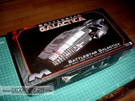 Battlestar Galactica (Moebius Models) - GALAXYKITS.COM